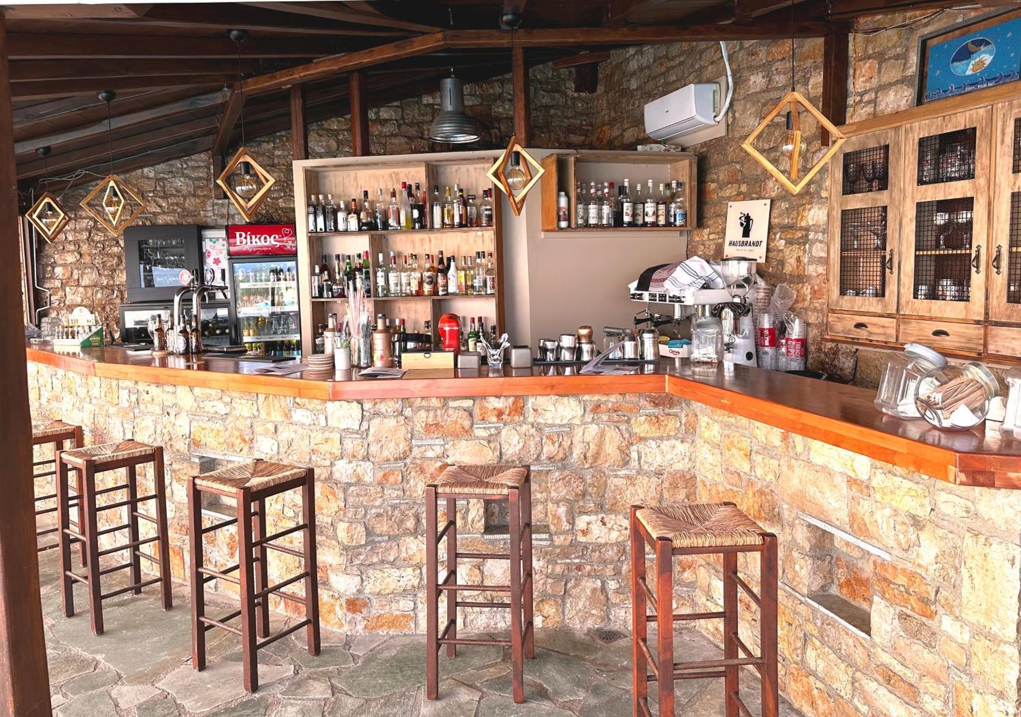 Votsi  Yalis Hotel מראה חיצוני תמונה