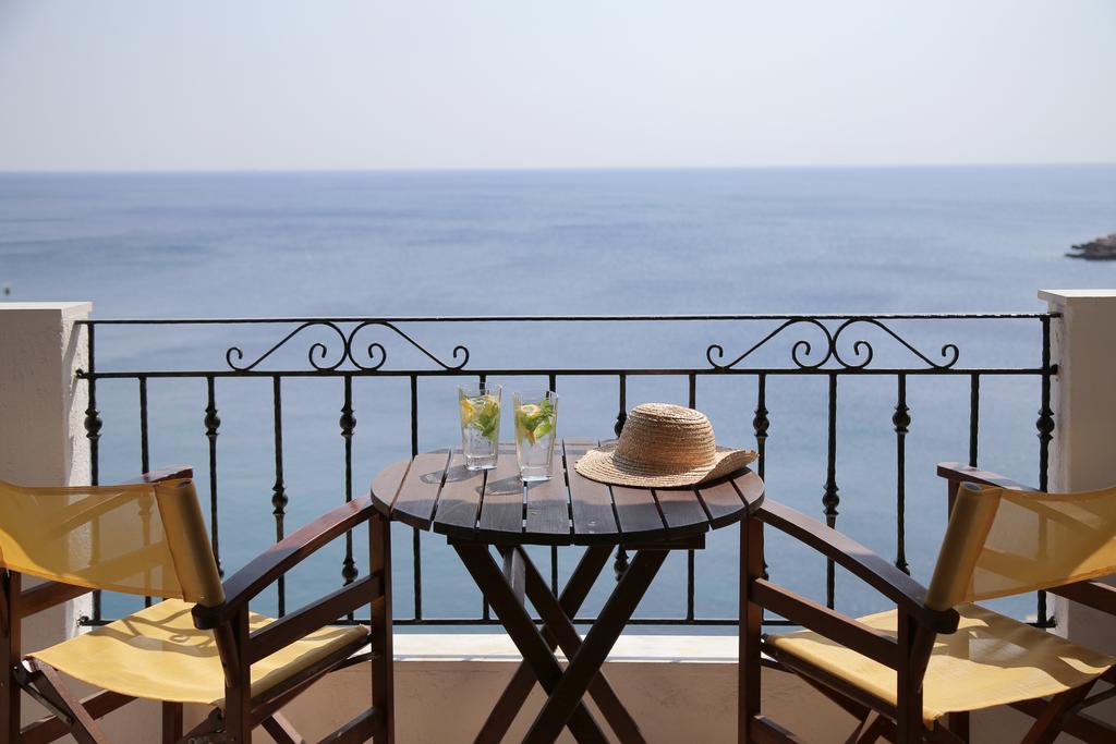 Votsi  Yalis Hotel מראה חיצוני תמונה